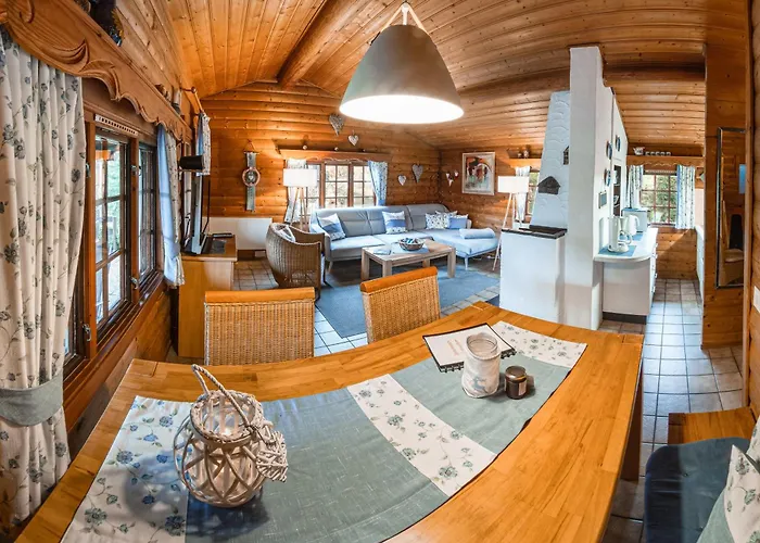 Schwedenhaus Waldkauz *