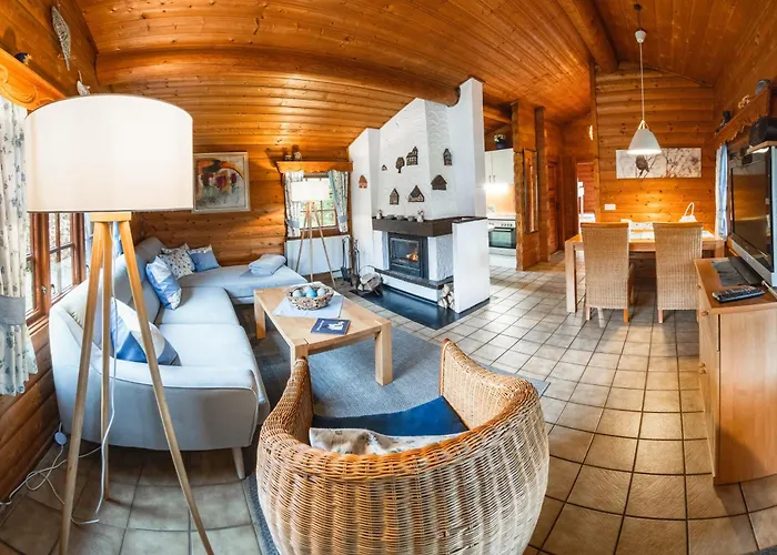 Schwedenhaus Waldkauz * Willingen (Upland)